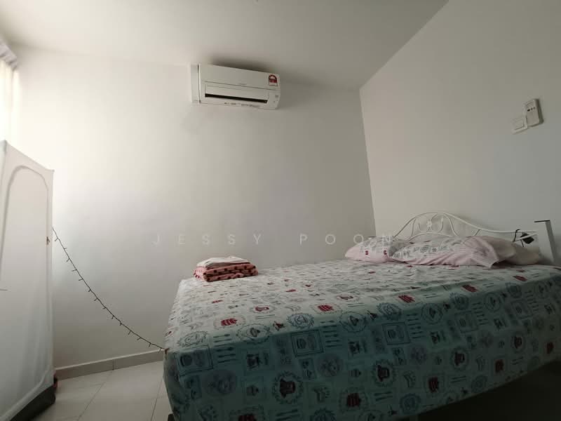 2-storey Terraced House for Sale at Taman Sri Pulai Perdana - Jessy Poon - Bedroom - PropertyGuru.com.my