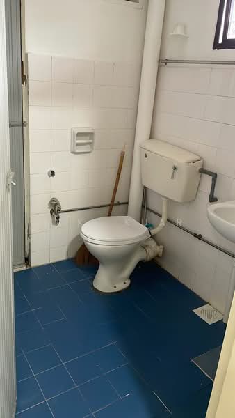 2-storey Terraced House for Rent in Taman Pengkalan Machang (Butterworth) - Mike Kuar - Bathroom - PropertyGuru.com.my