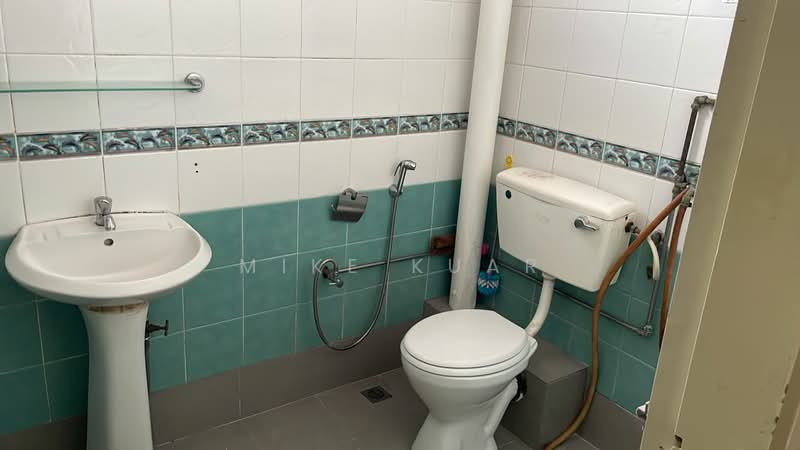 2-storey Terraced House for Rent in Taman Pengkalan Machang (Butterworth) - Mike Kuar - Bathroom - PropertyGuru.com.my