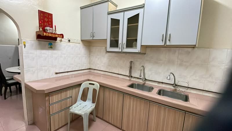 2-storey Terraced House for Rent in Taman Pengkalan Machang (Butterworth) - Mike Kuar - Kitchen - PropertyGuru.com.my
