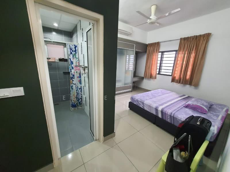 Condominium for Sale at The Wharf Residence - Esther Ong - Bedroom - PropertyGuru.com.my