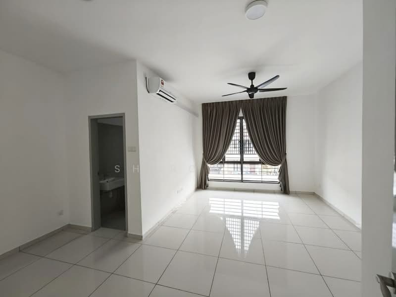 2-storey Terraced House for Sale in Austin Crest (Johor Bahru) - Sharon Ng - Living Room - PropertyGuru.com.my