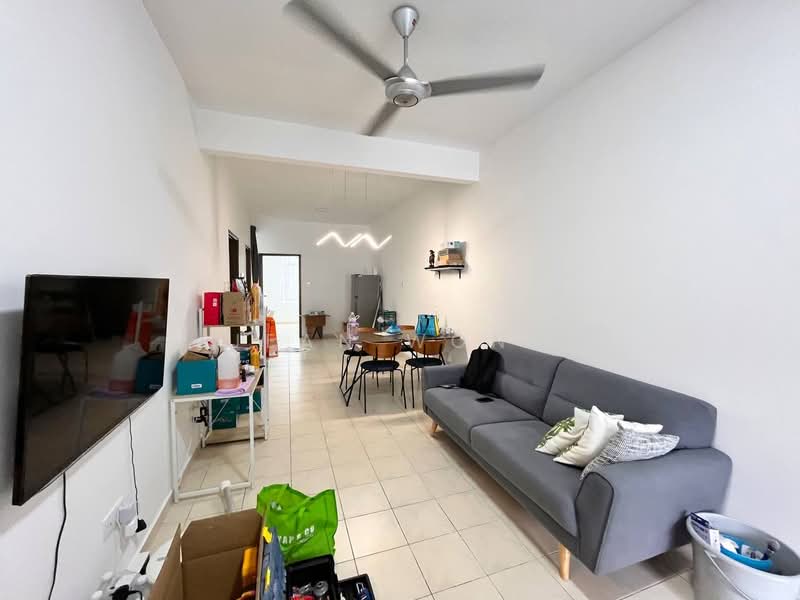 Rumah Bandar untuk Disewa di Bandar Cemerlang (Ulu Tiram) - Jean Wong - Living Room - PropertyGuru.com.my