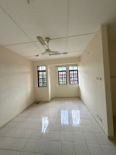 2-storey Terraced House for Rent in Sungai Long (Bandar Sungai Long) - Dennix Chin - Living Room - PropertyGuru.com.my