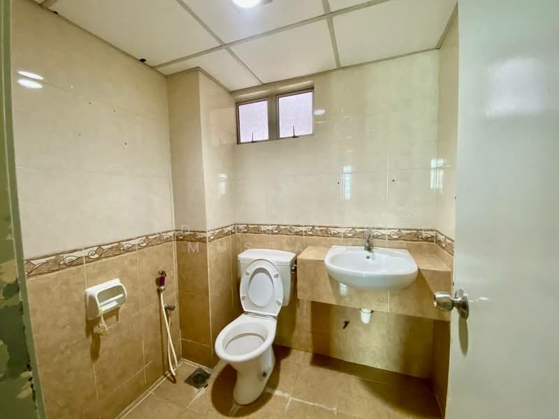 Kondominium untuk Dijual di Villa Makmur - Firdaussazwan Mustafa - Bathroom - PropertyGuru.com.my