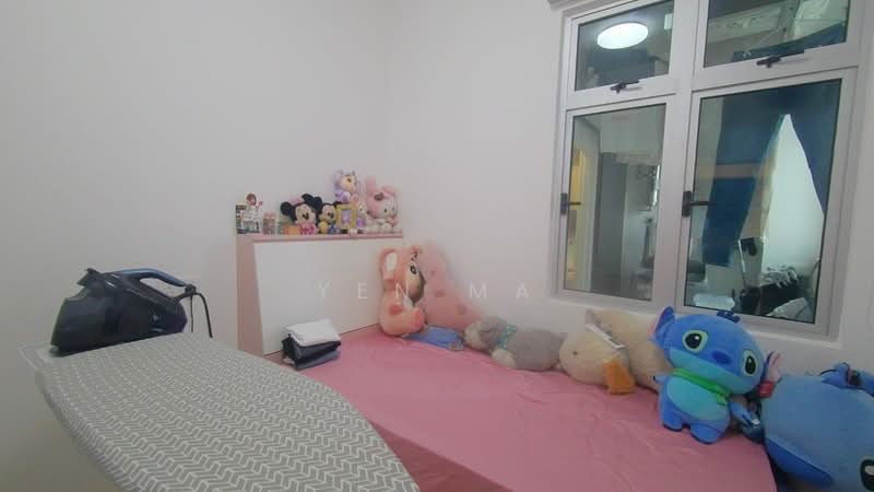 Servis Apartment untuk Dijual di Meridin Bayvue @ Sierra Perdana - Yen Ma - Bedroom - PropertyGuru.com.my