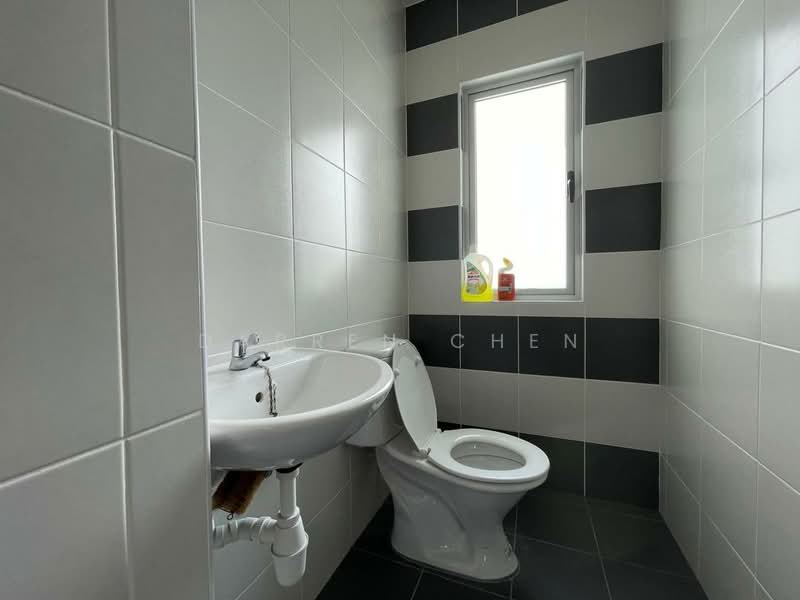 Apartment for Sale at Camellia Residence - Darren Chen - Bathroom - PropertyGuru.com.my