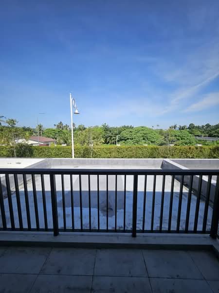 2-storey Terraced House for Rent in Eco Meadows (Simpang Ampat) - Will Quaik - Balcony - PropertyGuru.com.my