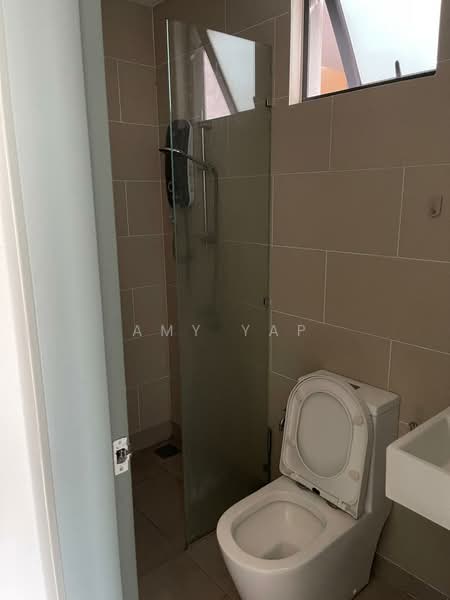 Servis Apartment untuk Disewa di Fortune Centra - Amy Yap - Bathroom - PropertyGuru.com.my
