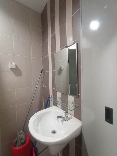 Pangsapuri untuk Disewa di D'Rich Executive Suites - Jet Lee - Bathroom - PropertyGuru.com.my