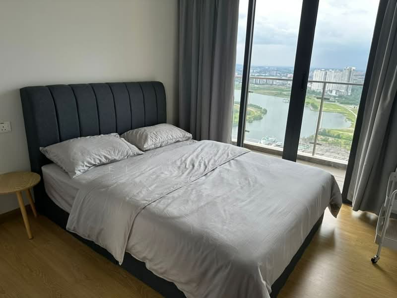 Condominium for Rent at Royal Strand @ Country Garden Danga Bay - Eldwin Soh - Bedroom - PropertyGuru.com.my