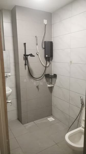 Servis Apartment untuk Disewa di SKS Habitat - Andrew Ang - Bathroom - PropertyGuru.com.my