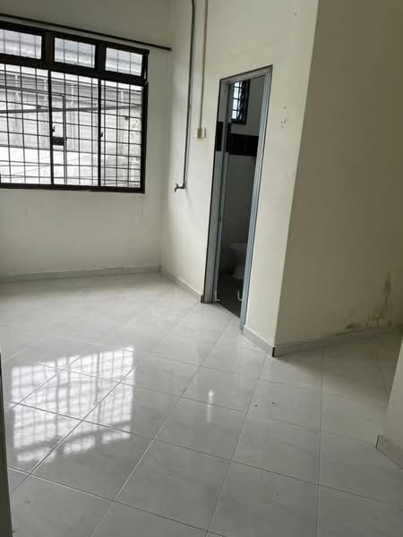 2-storey Terraced House for Sale in Pontian (Johor) - Lui Lui - Bedroom - PropertyGuru.com.my