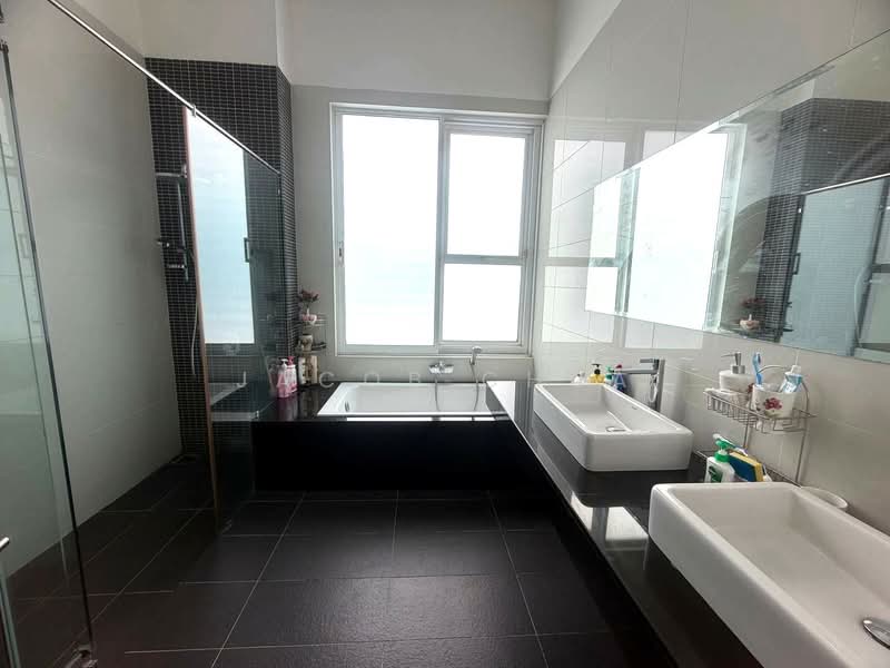 Semi-Detached House for Sale in East Ledang (Iskandar Puteri (Nusajaya)) - Jacob Chua - Bathroom - PropertyGuru.com.my