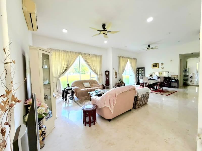 Semi-Detached House for Sale in East Ledang (Iskandar Puteri (Nusajaya)) - Jacob Chua - Living Room - PropertyGuru.com.my