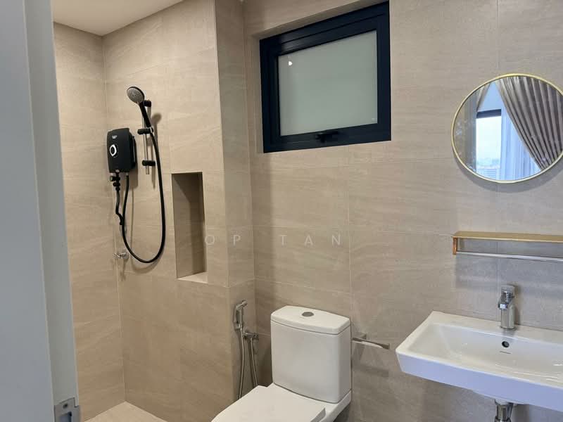 Kondominium untuk Disewa di Skyline KL - OP Tan - Bathroom - PropertyGuru.com.my