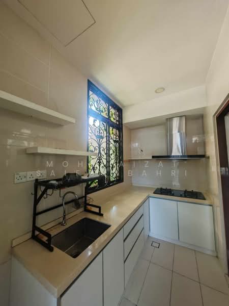 Rumah Banglo untuk Dijual di Semenyih (Selangor) - Mohd Aizat Saiful Bahri - Kitchen - PropertyGuru.com.my