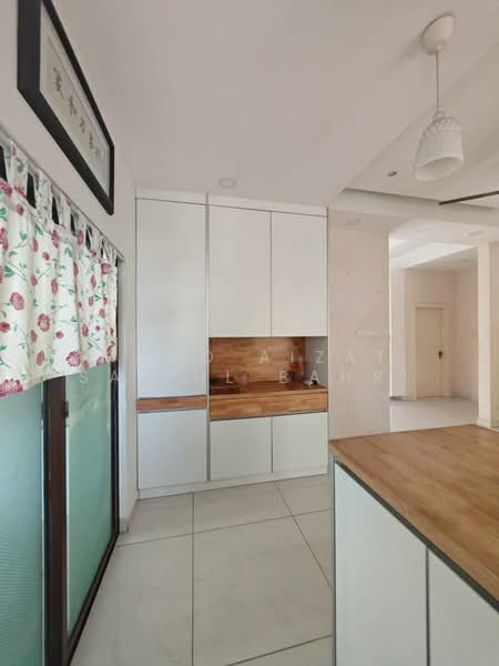 Rumah Banglo untuk Dijual di Semenyih (Selangor) - Mohd Aizat Saiful Bahri - Kitchen - PropertyGuru.com.my