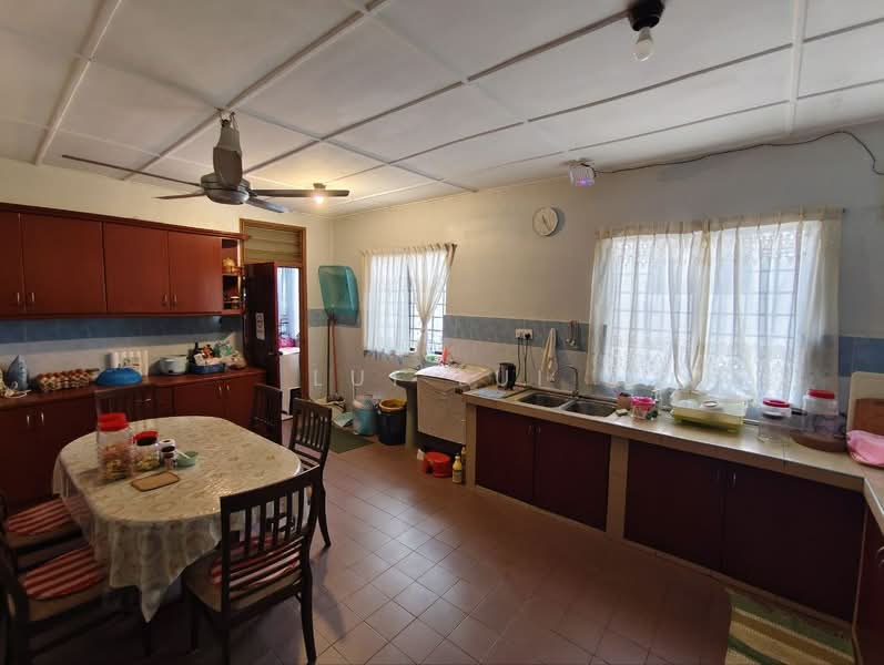 Rumah Teres 1 Tingkat untuk Dijual di Bukit Indah (Iskandar Puteri (Nusajaya)) - Lui Lui - Kitchen - PropertyGuru.com.my