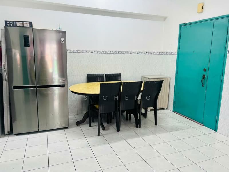 Pangsapuri untuk Disewa di Menara Puteri - Ms Cheng - Dining Room - PropertyGuru.com.my