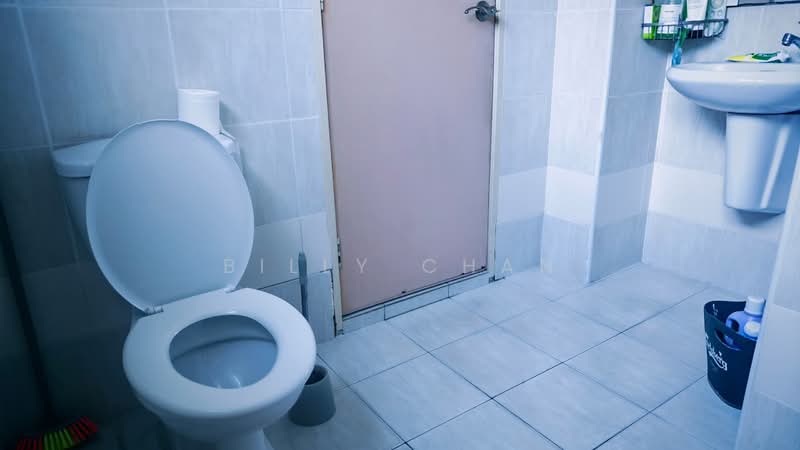 3-storey Terraced House for Sale in Taman Bukit Prima (Cheras) - Billy Chan - Bathroom - PropertyGuru.com.my