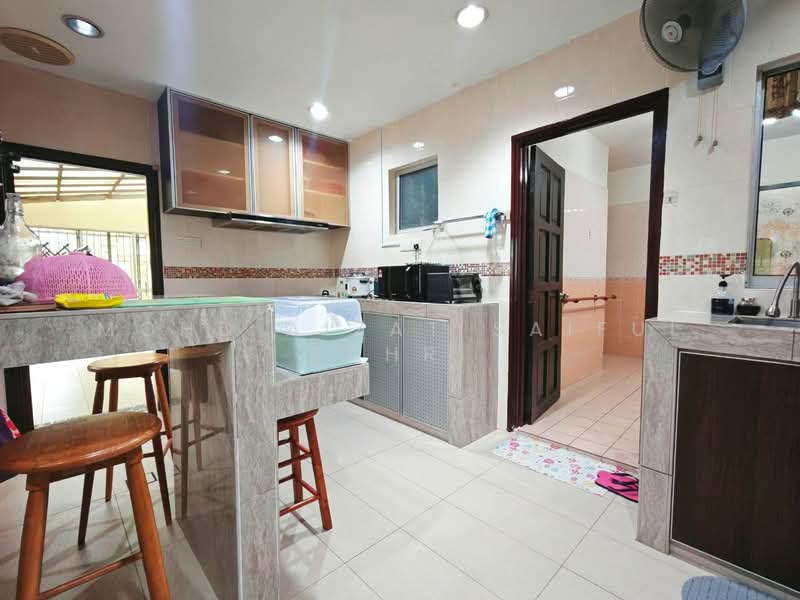 Semi-Detached House for Sale in Taman Setia 2 (Balakong) - Mohd Aizat Saiful Bahri - Kitchen - PropertyGuru.com.my
