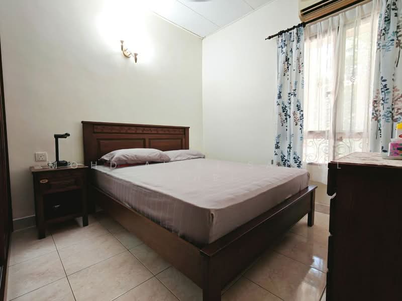 Semi-Detached House for Sale in Taman Setia 2 (Balakong) - Mohd Aizat Saiful Bahri - Bedroom - PropertyGuru.com.my