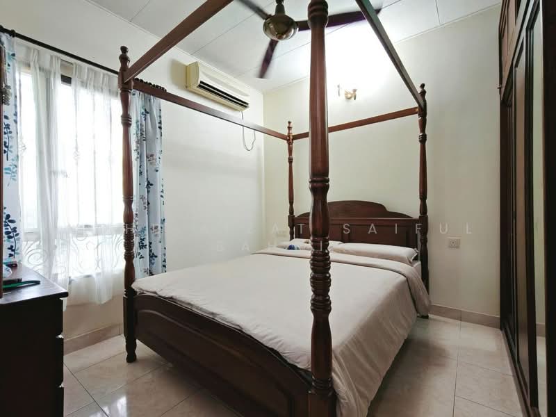 Semi-Detached House for Sale in Taman Setia 2 (Balakong) - Mohd Aizat Saiful Bahri - Bedroom - PropertyGuru.com.my