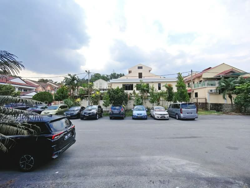 Semi-Detached House for Sale in Taman Setia 2 (Balakong) - Mohd Aizat Saiful Bahri - Exterior - PropertyGuru.com.my