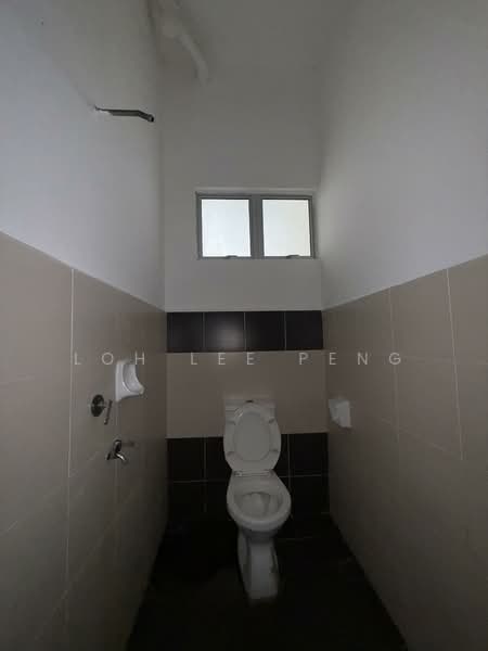 Shop / Office for Rent in Iskandar Puteri (Nusajaya) (Johor) - Loh Lee Peng - Bathroom - PropertyGuru.com.my