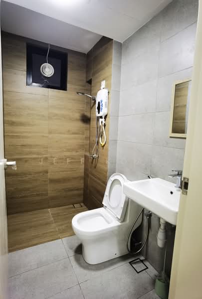 Service Residence for Rent at Vivo Executive Apartment - Jeff Koay - Bathroom - PropertyGuru.com.my