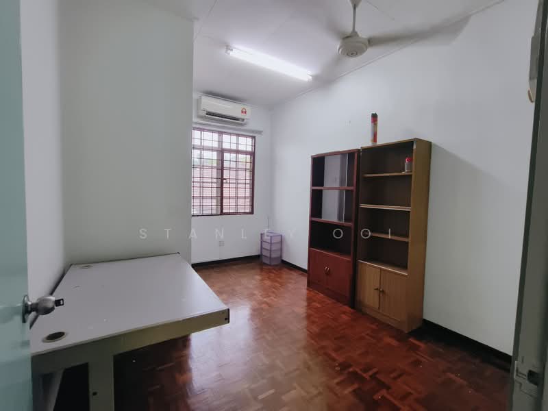2-storey Terraced House for Rent in Bandar Putra Permai (Seri Kembangan) - Stanley Ooi - PropertyGuru.com.my