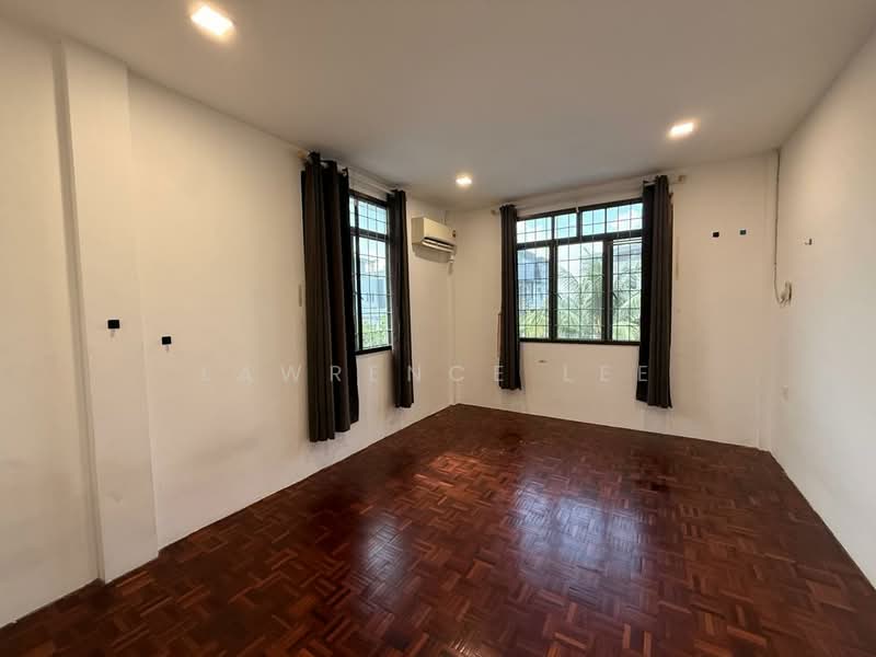 2-storey Terraced House for Rent in Kuching (Sarawak) - Lawrence Lee - Bedroom2 - PropertyGuru.com.my