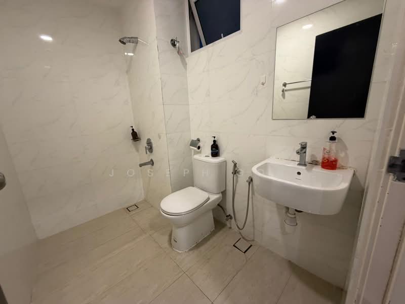 Servis Apartment untuk Disewa di Twin Galaxy (Dwi Galaksi) - Joseph Goh - Bathroom - PropertyGuru.com.my