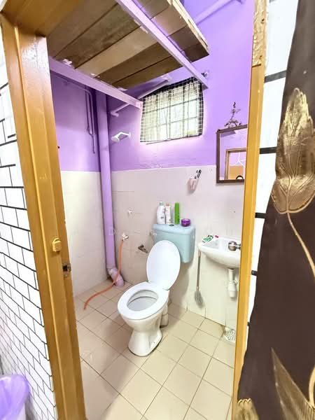 Flat for Sale at Taman Bukit Tropika - Aiden Goh - Bathroom - PropertyGuru.com.my