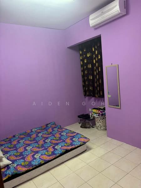 Flat for Sale at Taman Bukit Tropika - Aiden Goh - Bedroom - PropertyGuru.com.my