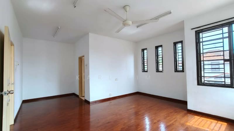 Rumah Kluster untuk Dijual di Taman Austin Heights (Tebrau) - Karl Lim - Living Room - PropertyGuru.com.my
