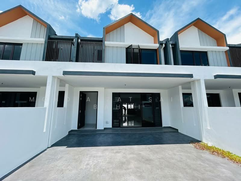 Rumah Teres 2 Tingkat untuk Dijual di Sepang (Selangor) - Mohd Aizat Saiful Bahri - Exterior - PropertyGuru.com.my