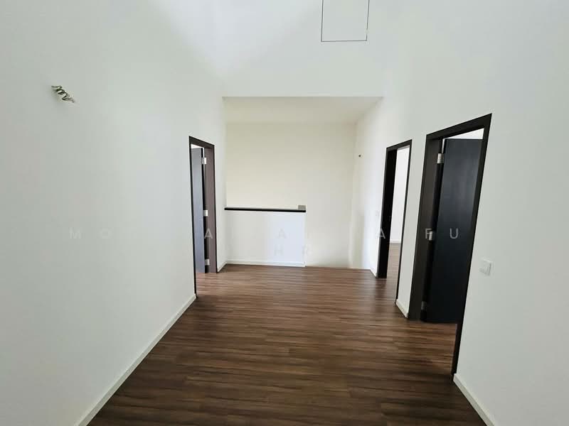 Rumah Teres 2 Tingkat untuk Dijual di Sepang (Selangor) - Mohd Aizat Saiful Bahri - Corridor - PropertyGuru.com.my