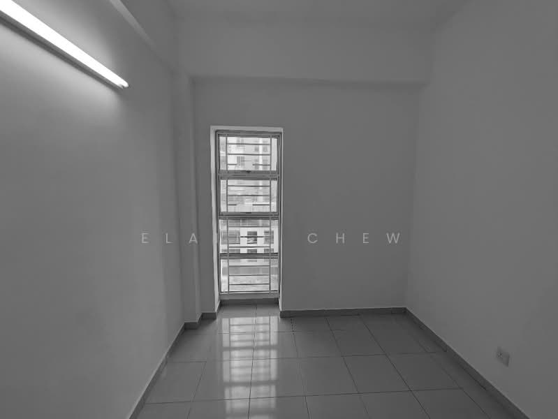 Apartment for Sale at Idaman Iris - Elaine Chew - Bedroom - PropertyGuru.com.my