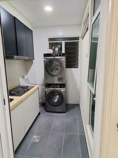 Condominium for Sale at Medini Signature - Pansy Teo - Kitchen - PropertyGuru.com.my