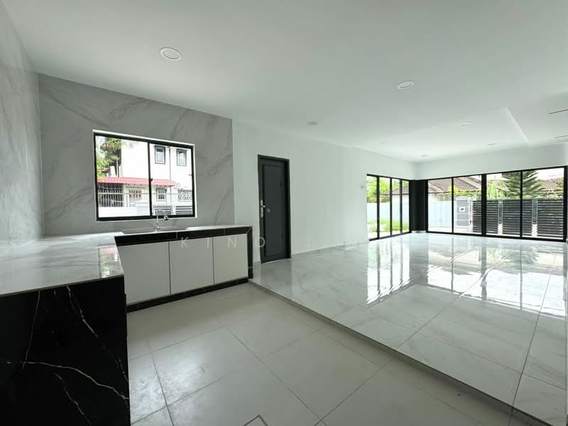 Rumah Berkembar untuk Dijual di Johor Bahru (Johor) - Kino Jaw - Kitchen - PropertyGuru.com.my
