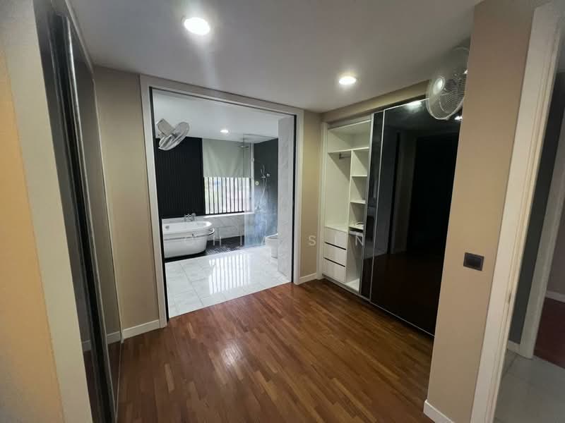 Kondominium untuk Dijual di Dedaun Condominium - Chia Sin - Bathroom - PropertyGuru.com.my