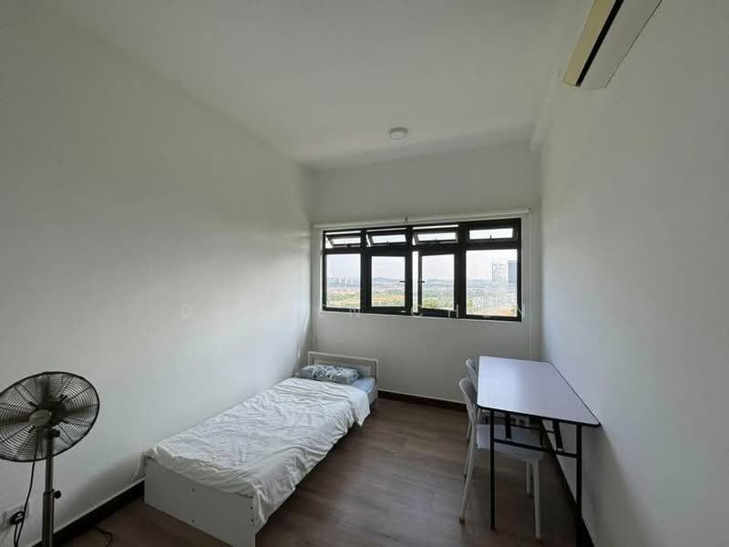 Condominium for Sale at Grand Medini - Darren Chen - Bedroom - PropertyGuru.com.my