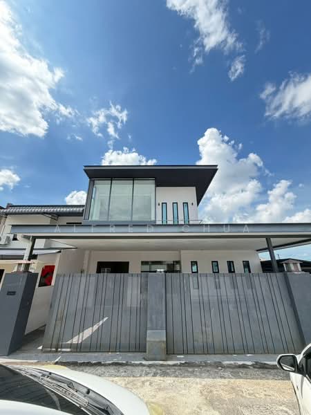 Rumah Teres 2 Tingkat untuk Dijual di Kampung Kenyalang Park (Kuching) - Alfred Chua - Exterior - PropertyGuru.com.my