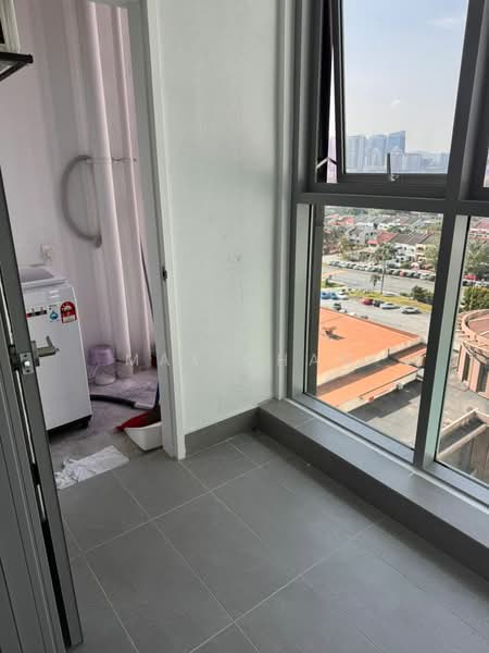 Servis Apartment untuk Disewa di Dorsett Waterfront Subang - Max Chan - View - PropertyGuru.com.my