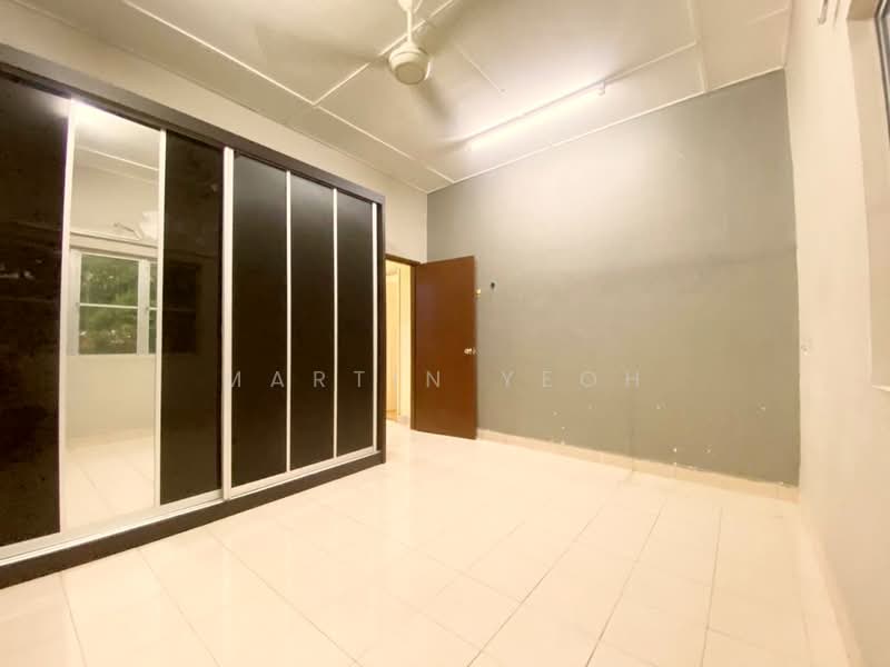 Semi-Detached House for Sale in Bandar Sungai Long (Selangor) - Martin Yeoh - Bedroom - PropertyGuru.com.my