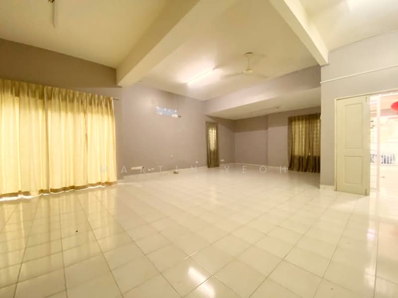 Semi-Detached House for Sale in Bandar Sungai Long (Selangor) - Martin Yeoh - Living Room - PropertyGuru.com.my