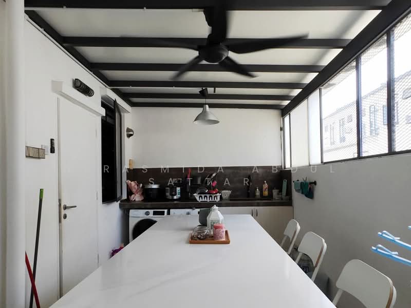 2-storey Terraced House for Sale in Bandar Sri Sendayan (Negeri Sembilan) - Nurasmida Abdul Sattar - Kitchen - PropertyGuru.com.my