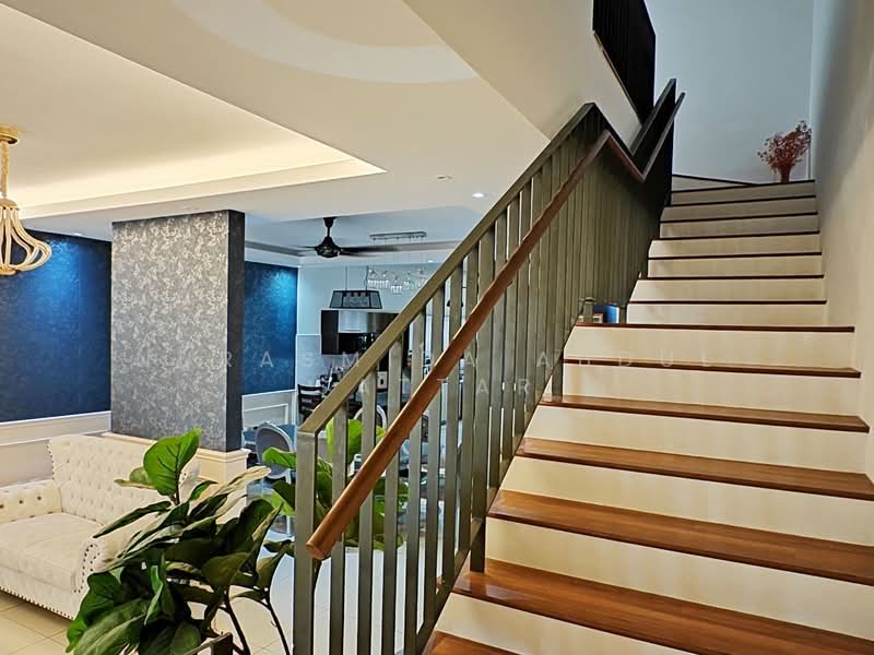2-storey Terraced House for Sale in Bandar Sri Sendayan (Negeri Sembilan) - Nurasmida Abdul Sattar - Living Room - PropertyGuru.com.my